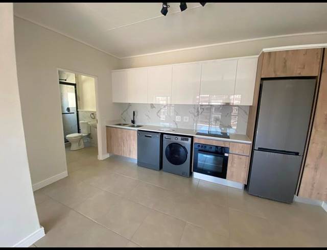 1 BEDROOM PROPERTY TO RENT IN RICHWOOD
